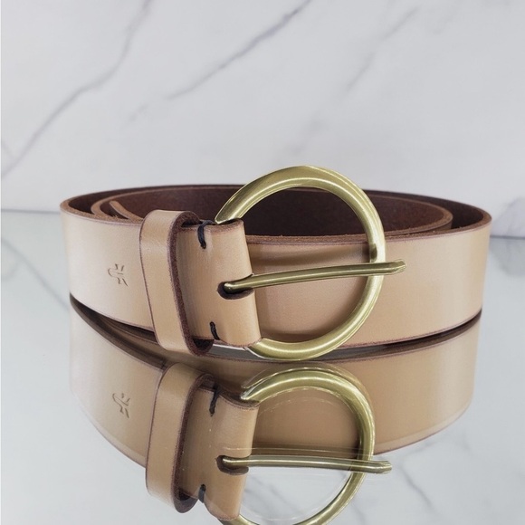 Frye Tan/Gold Tone Women’s Flat Belt Bohemian Western Size XL(16) NWOT - Picture 1 of 8